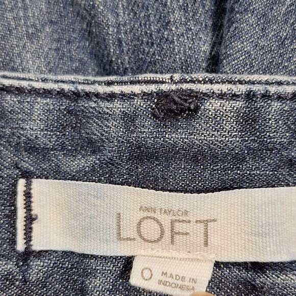 Loft Ann Taylor jean Shorts size 0 - Picture 3 of 4